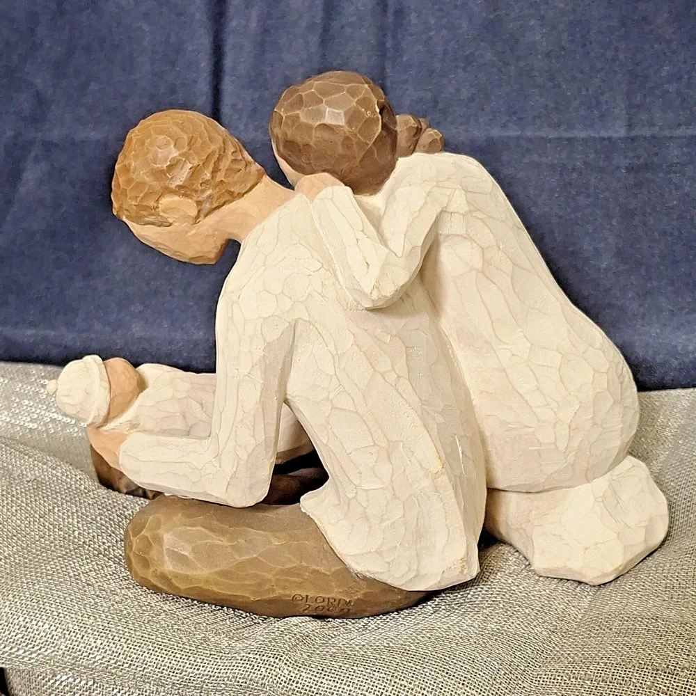 Willow Tree New Life Figurine Father Mother Newborn Baby Folk Art Shower Gift
